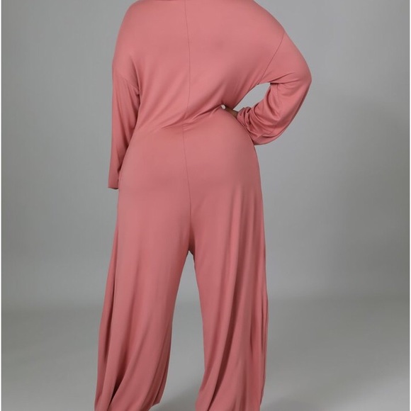 Elle Lt Brick Perfect V-Neck Jumpsuit - Picture 3 of 5